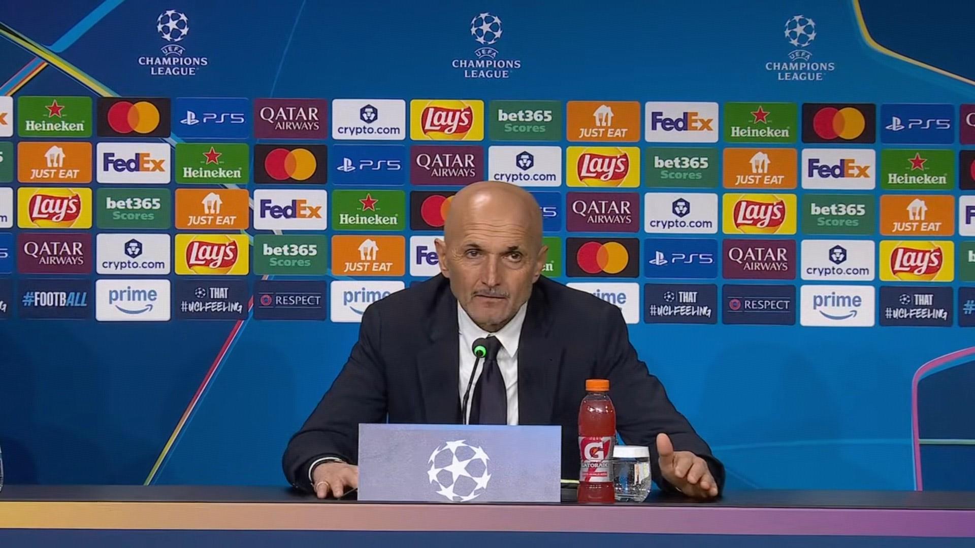 世界杯手机观看软件下载-斯帕莱蒂：和球迷争执？只要有人传球失误他就喊让我换人